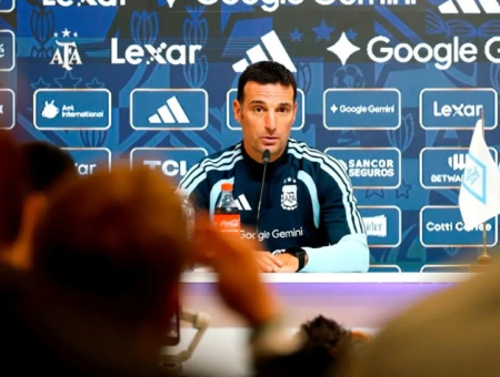 Lionel Scaloni: "Seguimos siendo una Selección competitiva y podemos disfrutar a jugadores con distintas características"